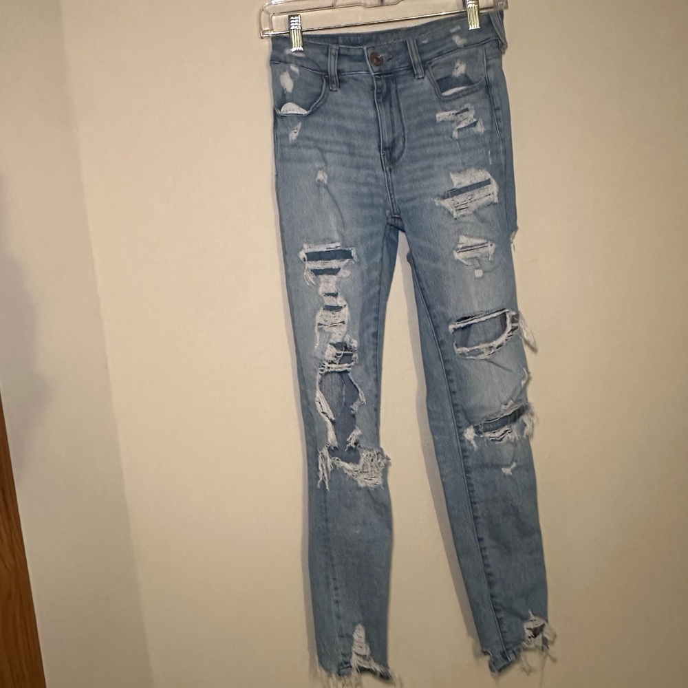 American Eagle Light Blue Ripped Women's Jeans